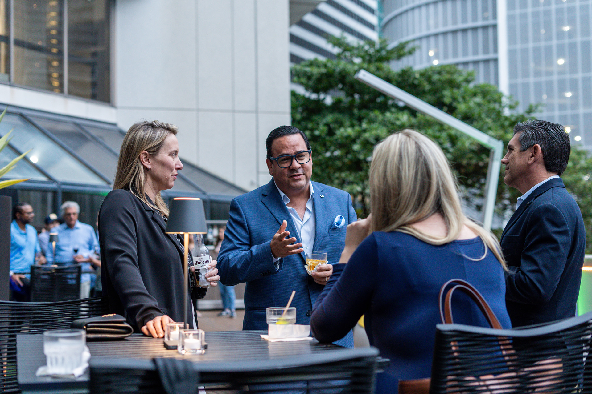 People networking at the Shrimp Masterclass 2024